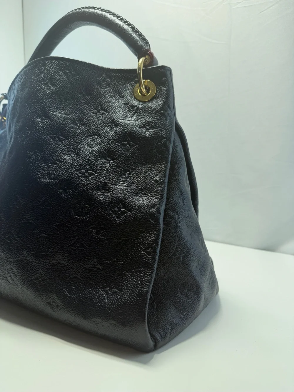 Louis Vuitton blue Monogram Empreinte Leather Shoulder Bag with Gold Hardware